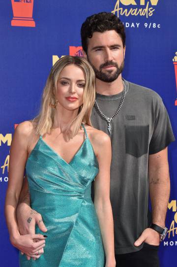 miley cyrus kaitlynn carter