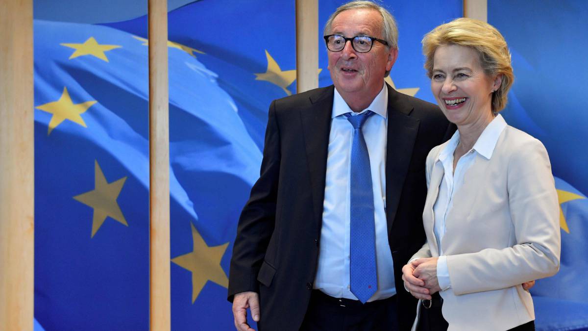 Juncker y Von der Leyen, en julio.