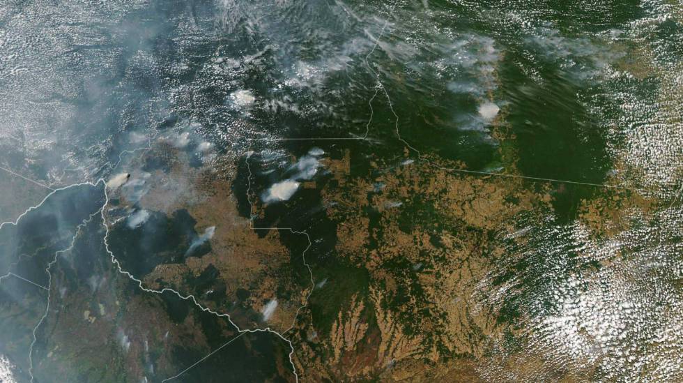 Imagen de la NASA que muestra los incendios.