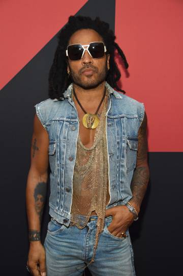 Lenny Kravitz en la alfombra roja de los MTV. Parece una imagen de los noventa. Pero no, es de 2019.