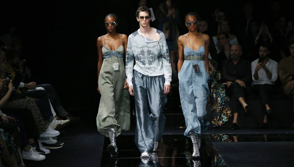 El desfile de Emporio Armani en la Semana de la Moda de Milán, este jueves.