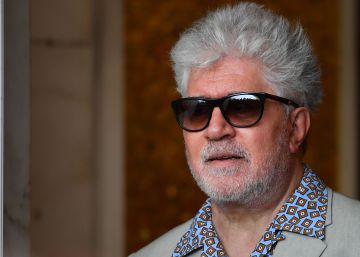 Pedro Almodóvar, el círculo íntimo que rodea al lobo estepario del cine