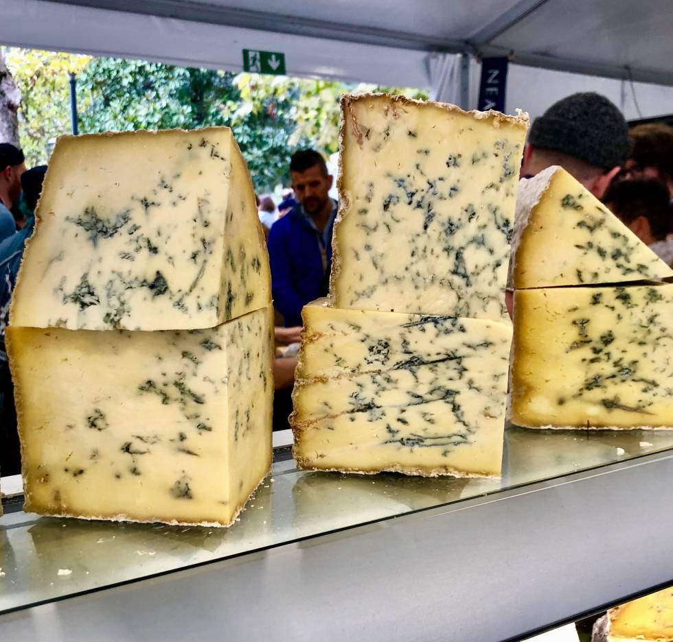 Carlo Petrini y los quesos de leche cruda