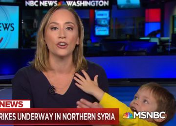 El hijo de una presentadora de NBC interrumpe a su madre en pleno directo