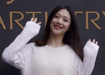 Cantora de k-pop Sulli é encontrada morta em casa