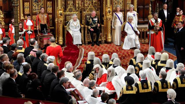 La Reina, antes de su discurso en Westminster.
