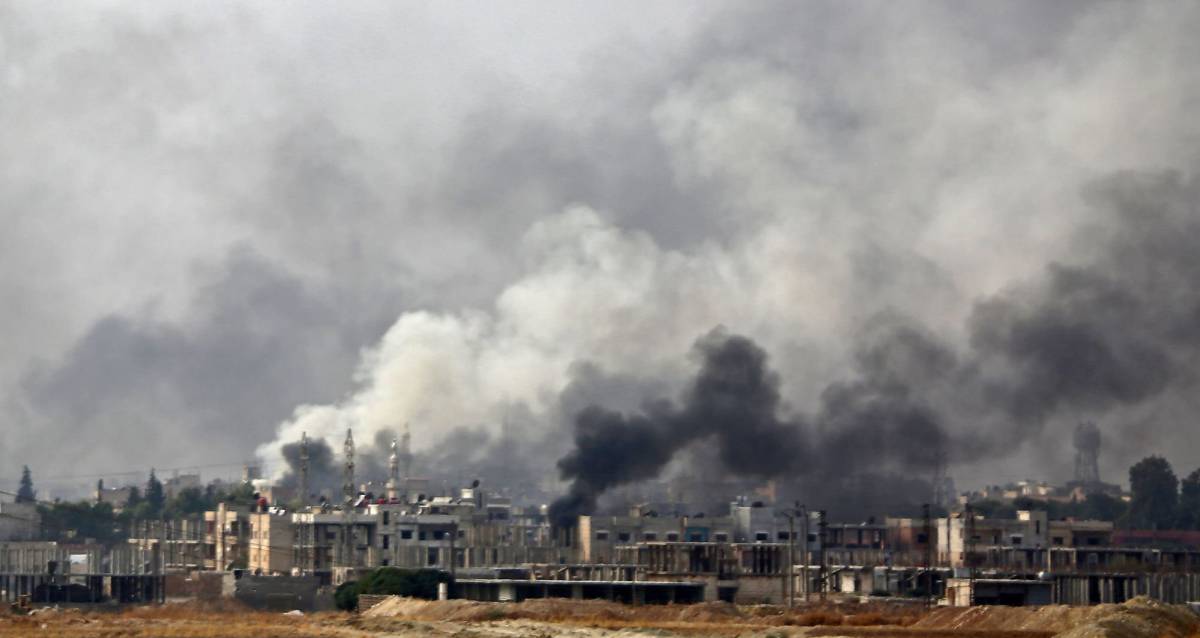 Bombardeos contra la ciudad siria de Ras al Ain, en la frontera turca.