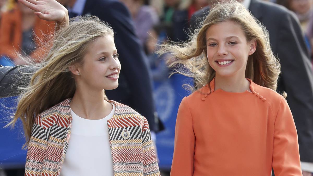 La princesa Leonor y la infanta Sofía, en Oviedo.
