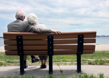 Salieron juntos en el instituto, rompieron y, tras 63 años sin verse, ahora se casan a los 80