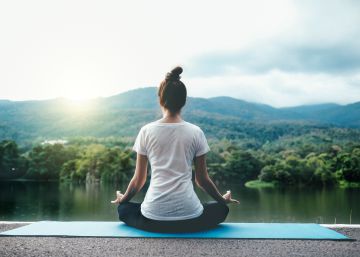 Por qué el yoga está en la lista del Ministerio de posibles pseudoterapias