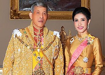 El rey de Tailandia repudia a su concubina por “desagradecida” y “desleal”