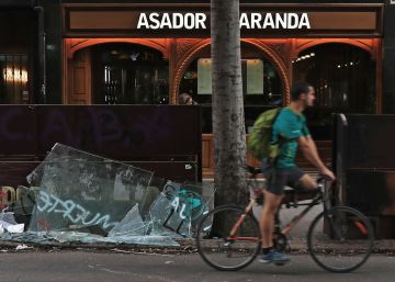 Barcelona takes stock of damage from week of street disturbances