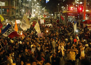 Quieren doblegar al bastón