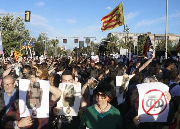 Les protestes per la visita dels Reis a Barcelona, en imatges