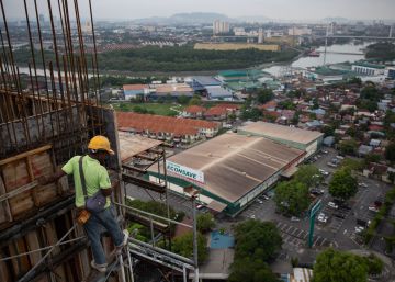 Los refugiados rohingya en Malasia: Entre cloacas y rascacielos