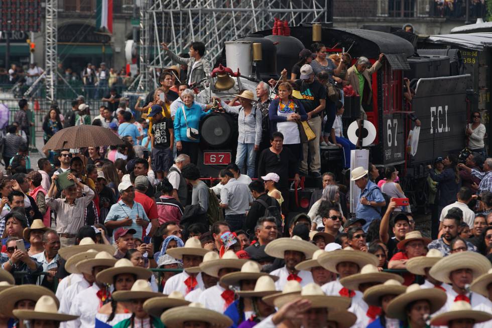 México revive la fiesta de su Revolución