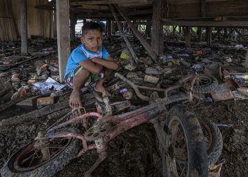 Los sueños de Ángel, Cinthia, Andrea o Merlí entre desperdicios