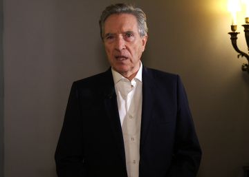 Con los ojos vendados