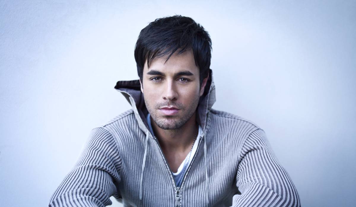 Enrique Iglesias: “Estaba solo y me puse a llorar. Qué estoy haciendo: he perdido el contacto con mi familia por completo”