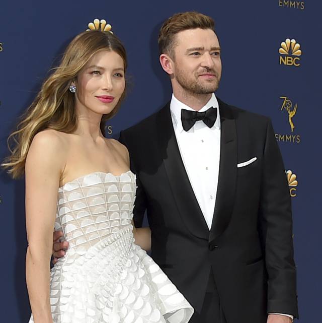 Justin Timberlake y Jessica Biel en los premios Emmy de 2018.