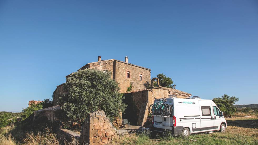 Un viaje para rescatar del olvido a 5.600 pueblos
