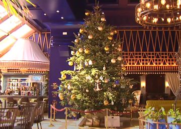El árbol de Navidad más caro del mundo está en Estepona