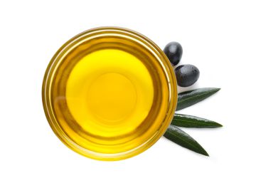 Vidrio, plástico o metal: ¿en qué envase se conserva mejor el aceite de oliva?