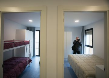 Los nuevos pisos hechos de contenedores en Barcelona, en imágenes