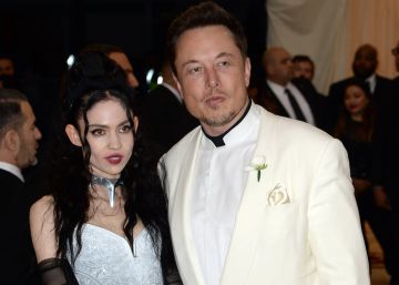 El fundador de Tesla Elon Musk y la artista Grimes esperan su primer hijo