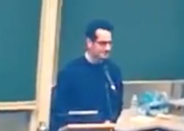 Video: Spanish photographer’s speech on happiness at work goes viral Video: Spanish photographer’s speech on happiness at work goes viral