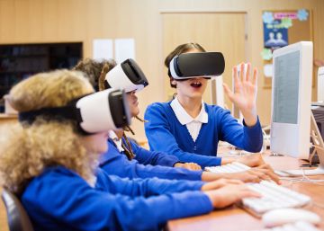 Los alumnos emprenden un viaje alucinante fuera de los límites del aula