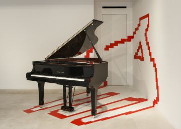 El juego de ilusiones ópticas del artista Felice Varini en Madrid