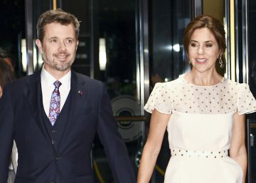 La izquierda danesa critica a los príncipes Federico y Mary de Dinamarca por ocultar un chalé en Suiza