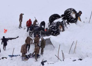 Los dos aludes de nieve de la provincia de Van (Turquía), en imágenes