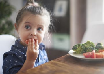 Si quieres que tu hijo sea vegetariano, planifica bien su dieta