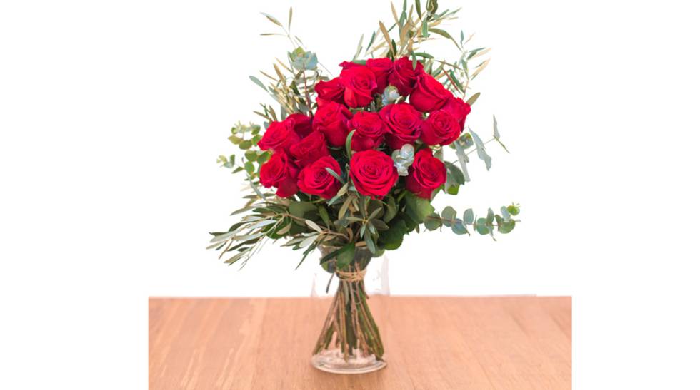 Sorprende a tu pareja en San Valentín: cinco ramos de flores que llegan mañana