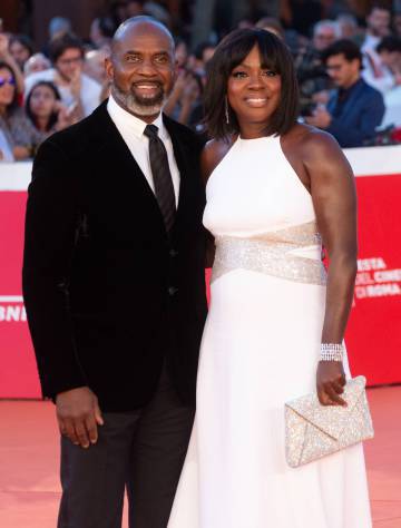 La actriz Viola Davis y el productor Julius Tennon, en Roma, en octubre.