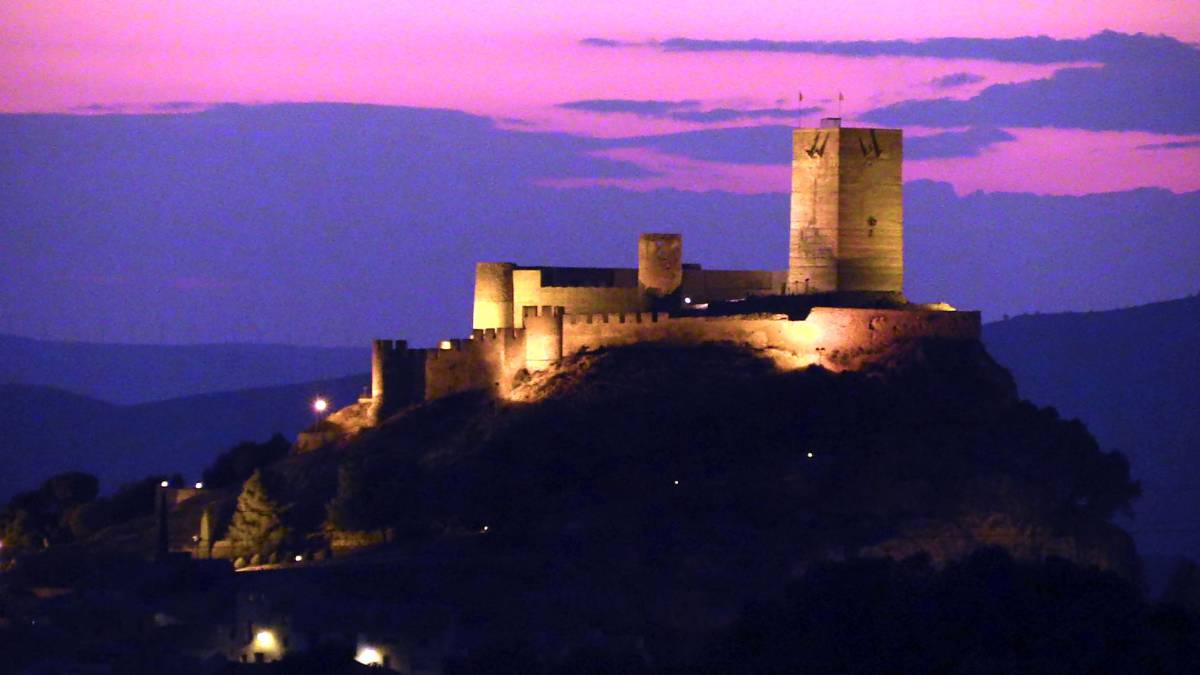 Más castillos de los que podemos defender