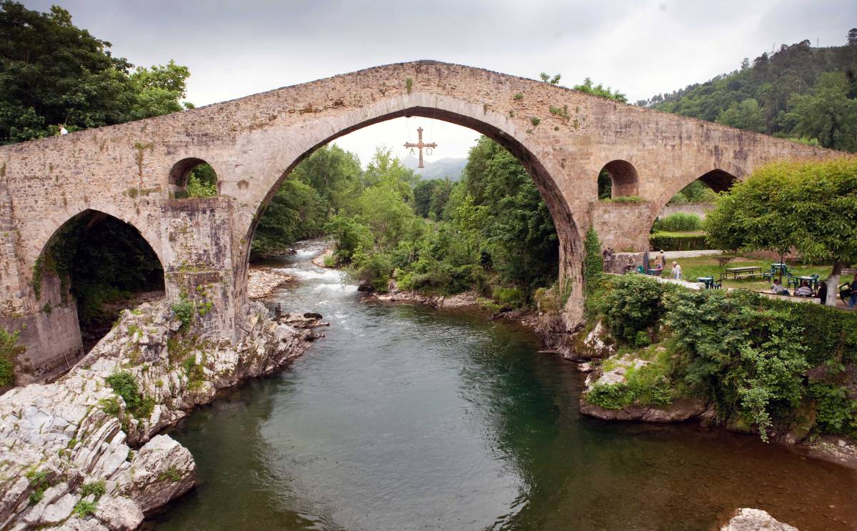 10 bellísimos puentes medievales, que no son los clásicos