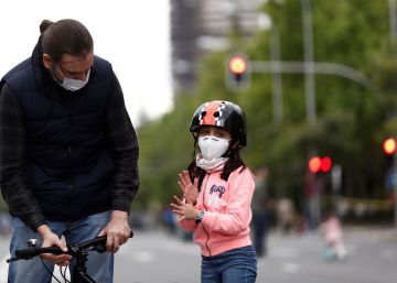 Poner límites a los niños sin castigos, un desafío para los padres en la cuarentena y siempre