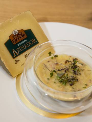 Patatas cremosas con jamón, Flor de Esgueva y
