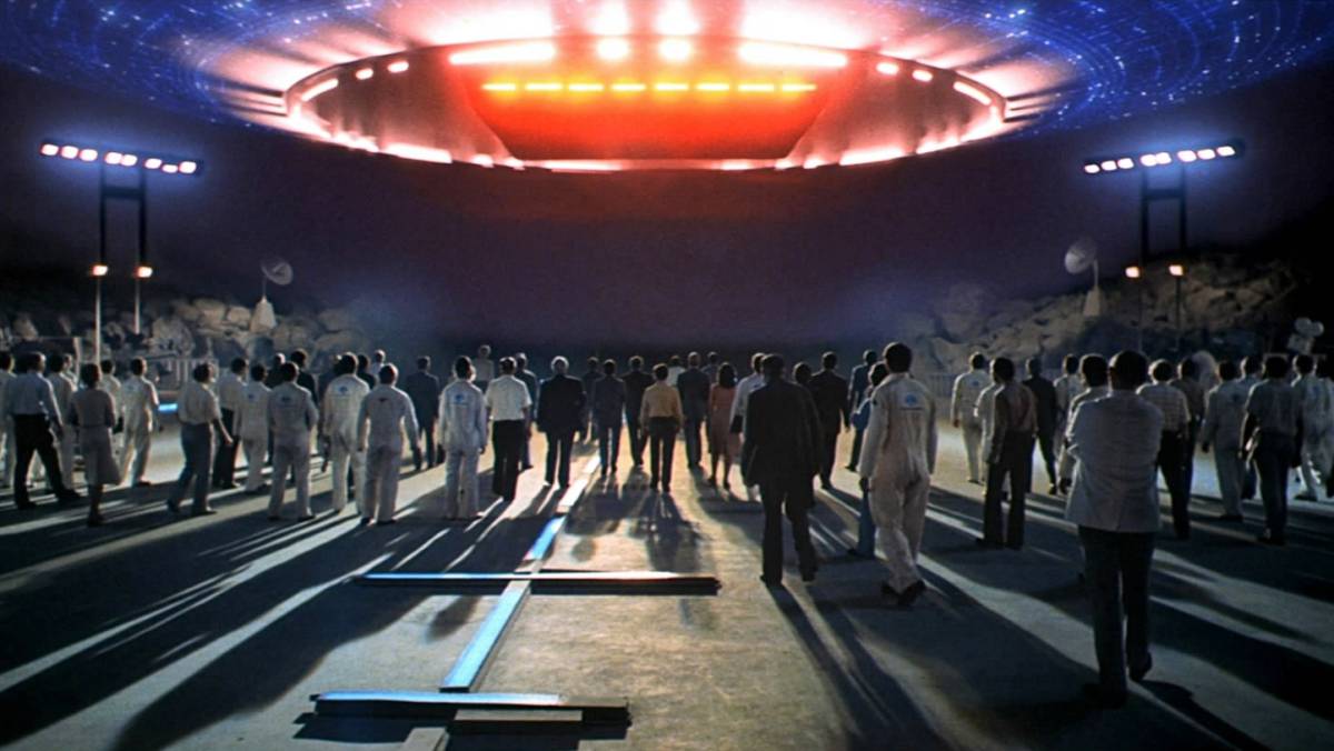 Si los extraterrestre vienen al encuentro en esta fase, no encuentran una sola terraza libre.rn rn