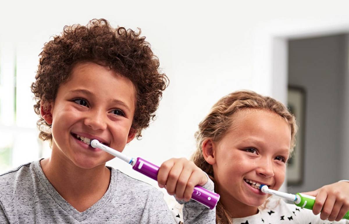Probamos cuatro cepillos eléctricos infantiles y elegimos el mejor para los más peques de la casa