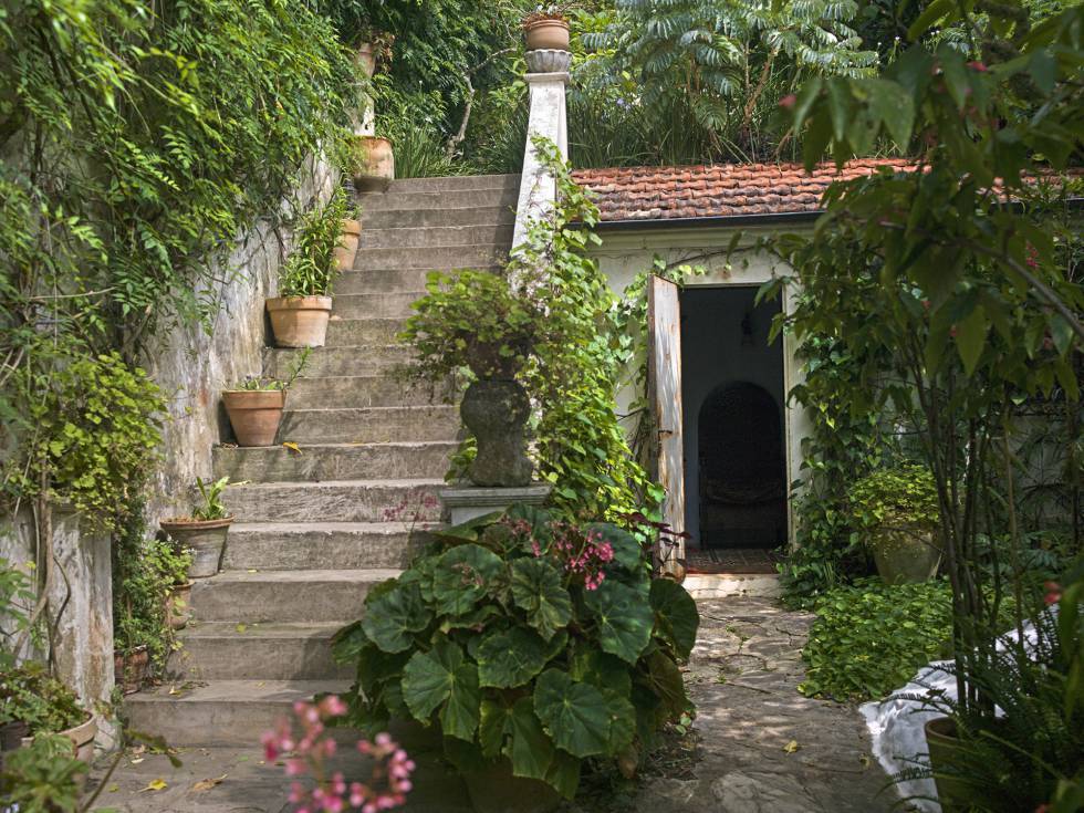 Un rincón del jardín de Umberto Pasti en Tánger