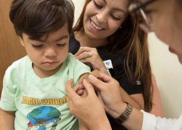 “Más que inmunizarse contra la gripe, es esencial que los niños tengan al día el calendario de vacunación”