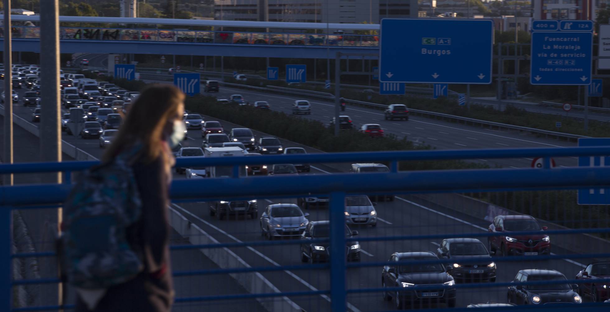 El primer día laborable en Madrid tras el cierre, en imágenes