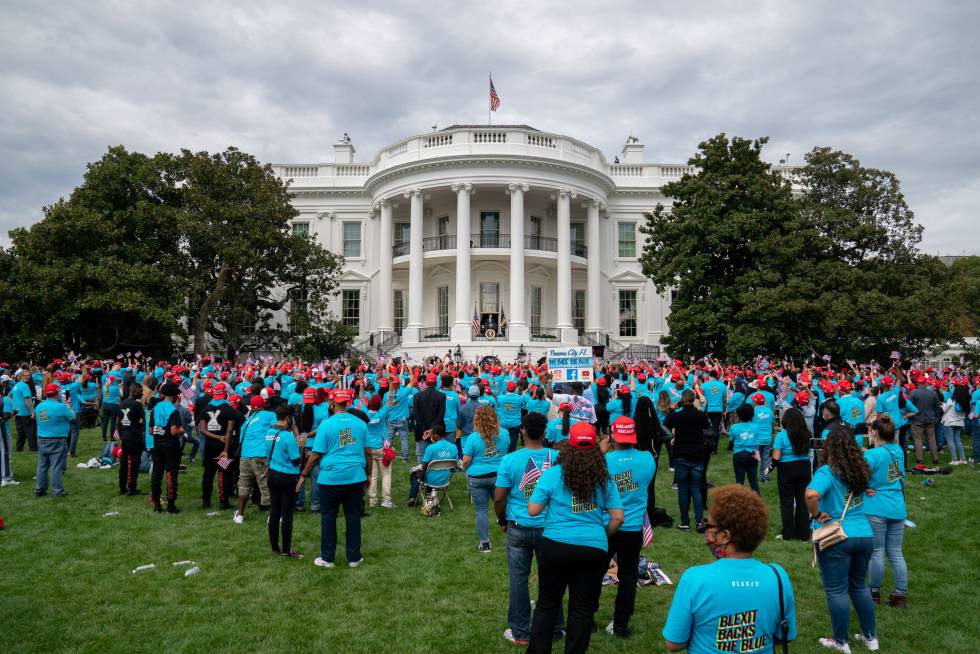 Trump regresa a la campaña, en imágenes