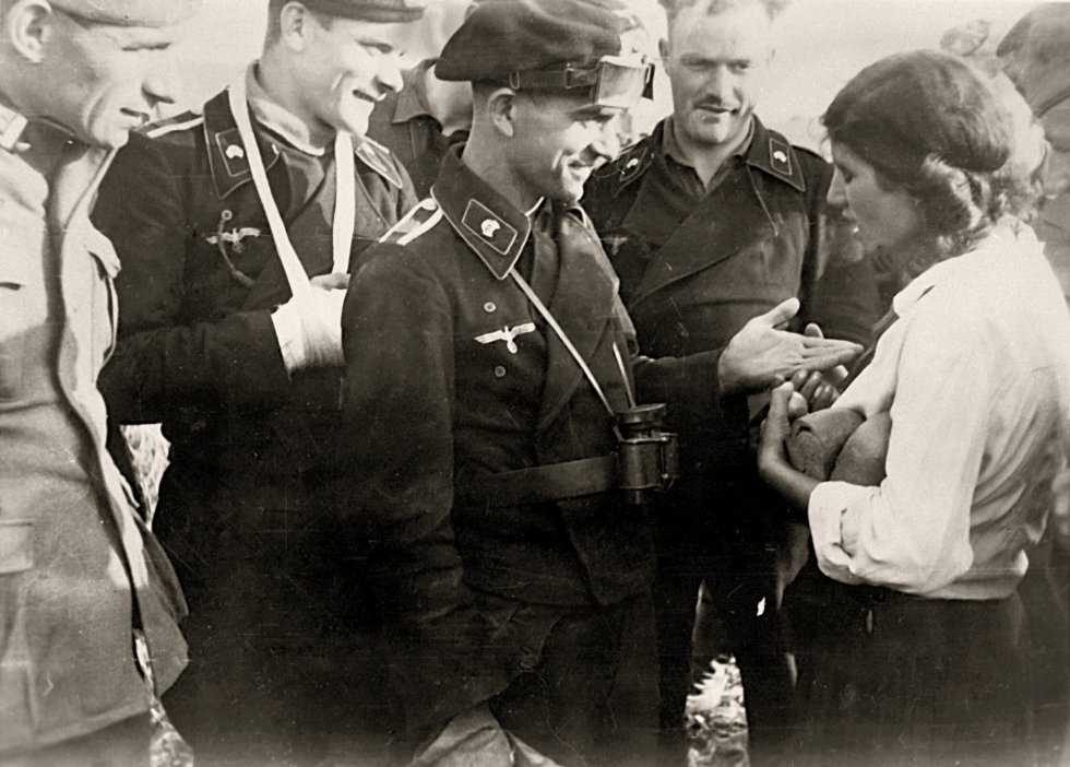 Las imágenes del genocidio gitano que perpetraron los nazis