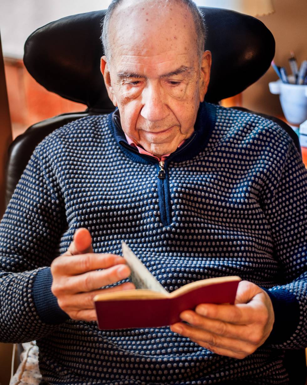 Joan Margarit: “Lo que no puede preguntar un viejo al morir es: ‘Y ahora, ¿qué hago?”