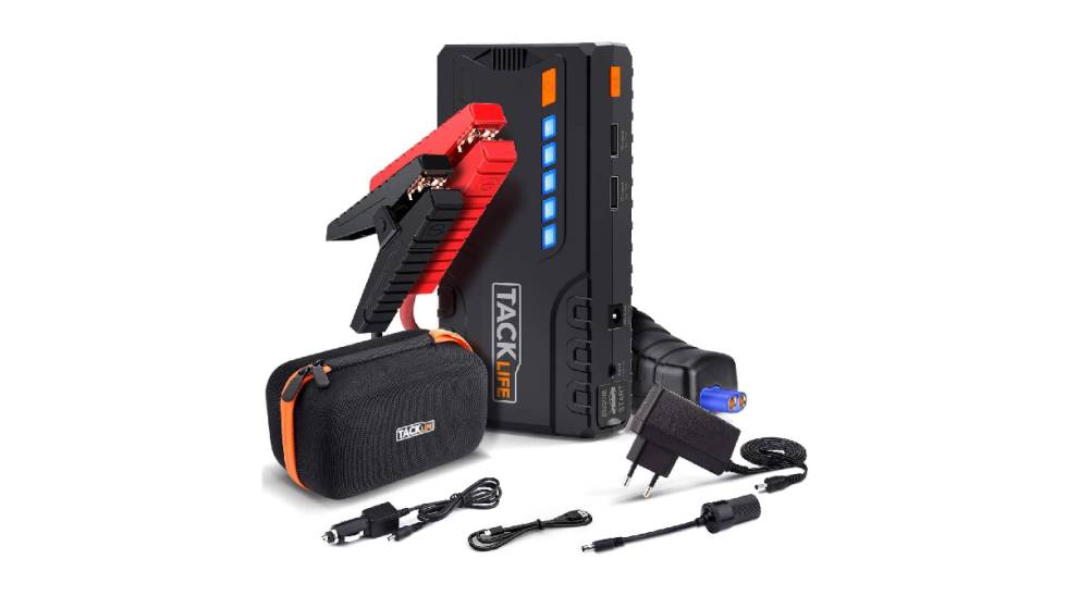 Equipa tu coche para la nieve y el hielo con este ‘kit’ básico